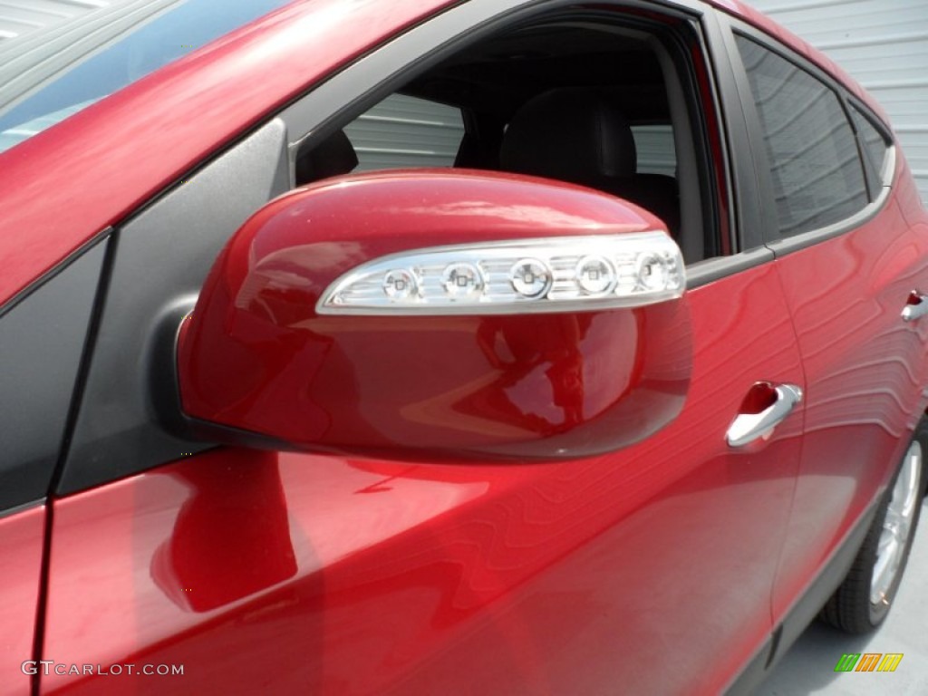 2013 Tucson Limited - Garnet Red / Taupe photo #11