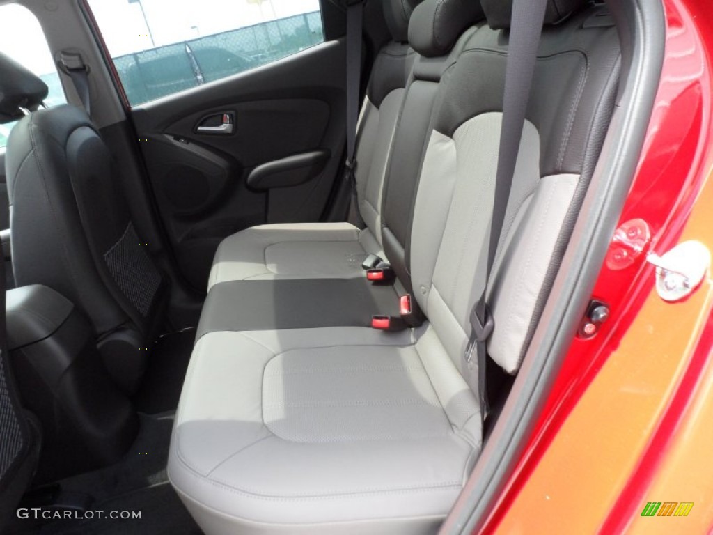 2013 Tucson Limited - Garnet Red / Taupe photo #20