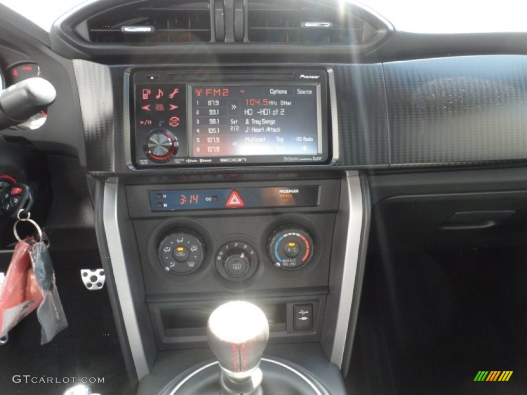 2013 Scion FR-S Sport Coupe Controls Photo #68825906