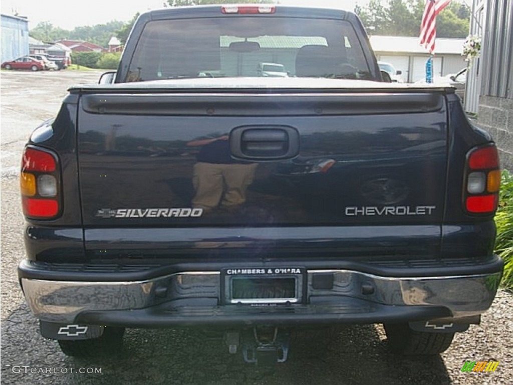 2005 Silverado 1500 LS Regular Cab 4x4 - Dark Blue Metallic / Dark Charcoal photo #9