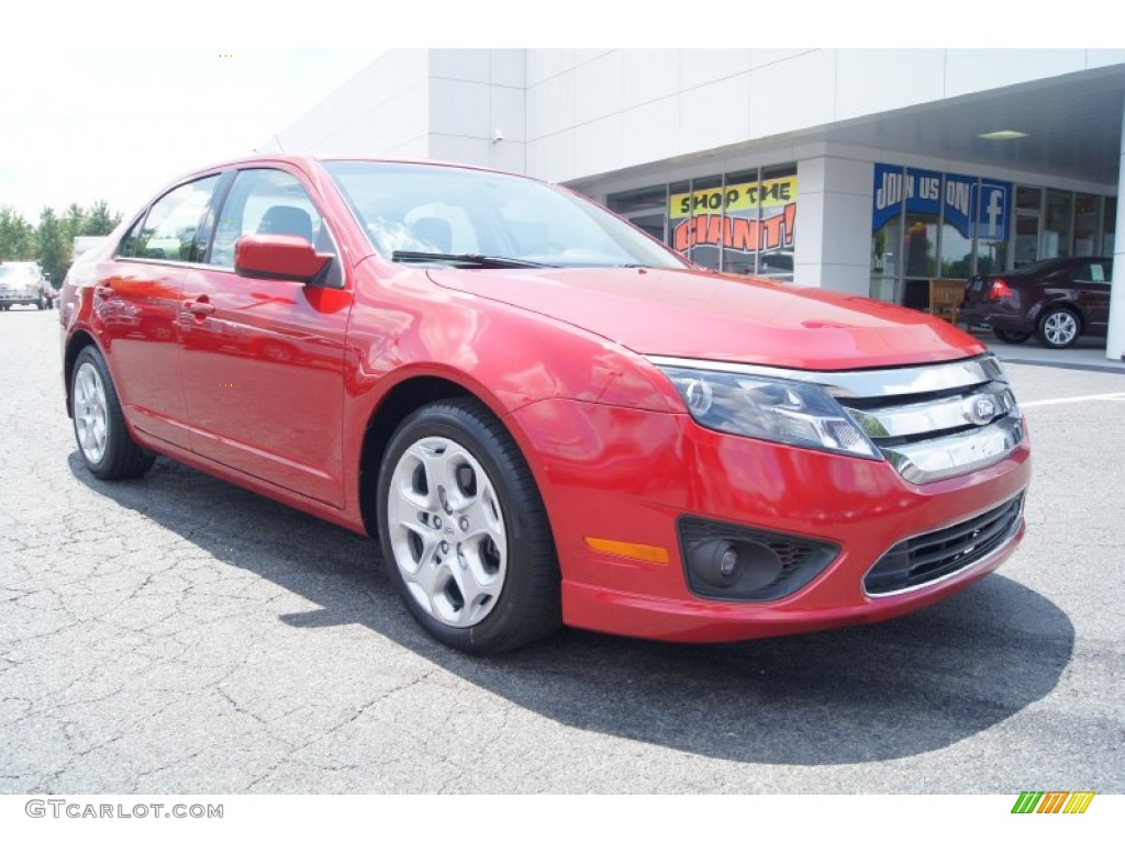 2010 Fusion SE - Sangria Red Metallic / Medium Light Stone photo #1