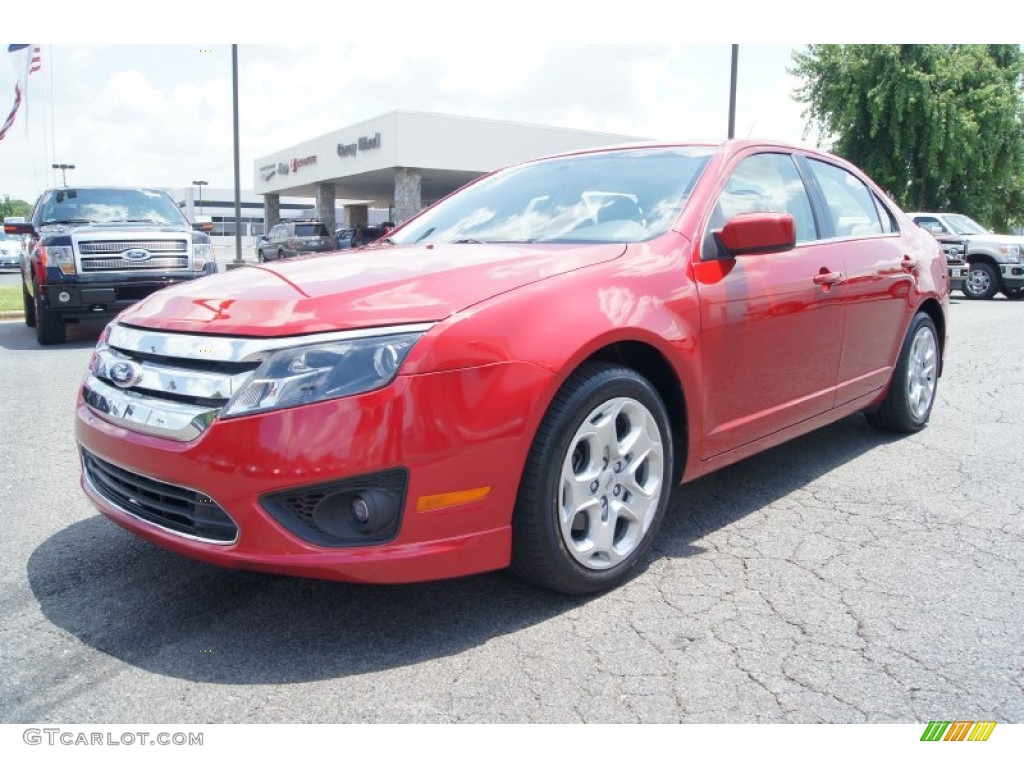 2010 Fusion SE - Sangria Red Metallic / Medium Light Stone photo #6