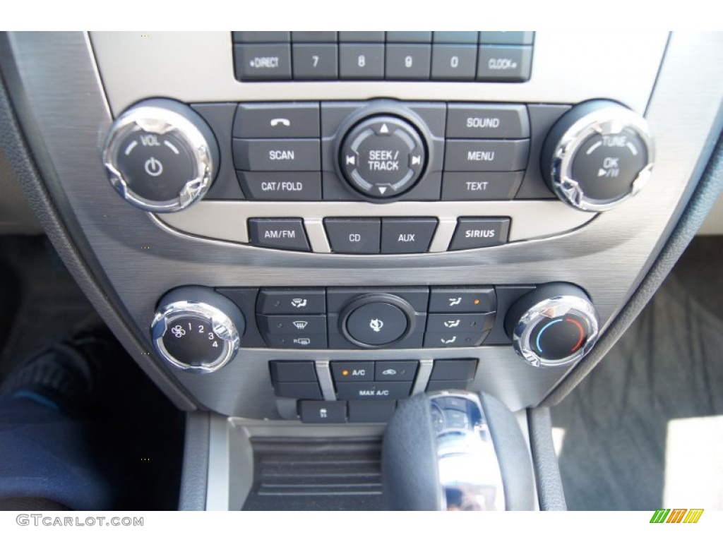 2010 Fusion SE - Sangria Red Metallic / Medium Light Stone photo #26