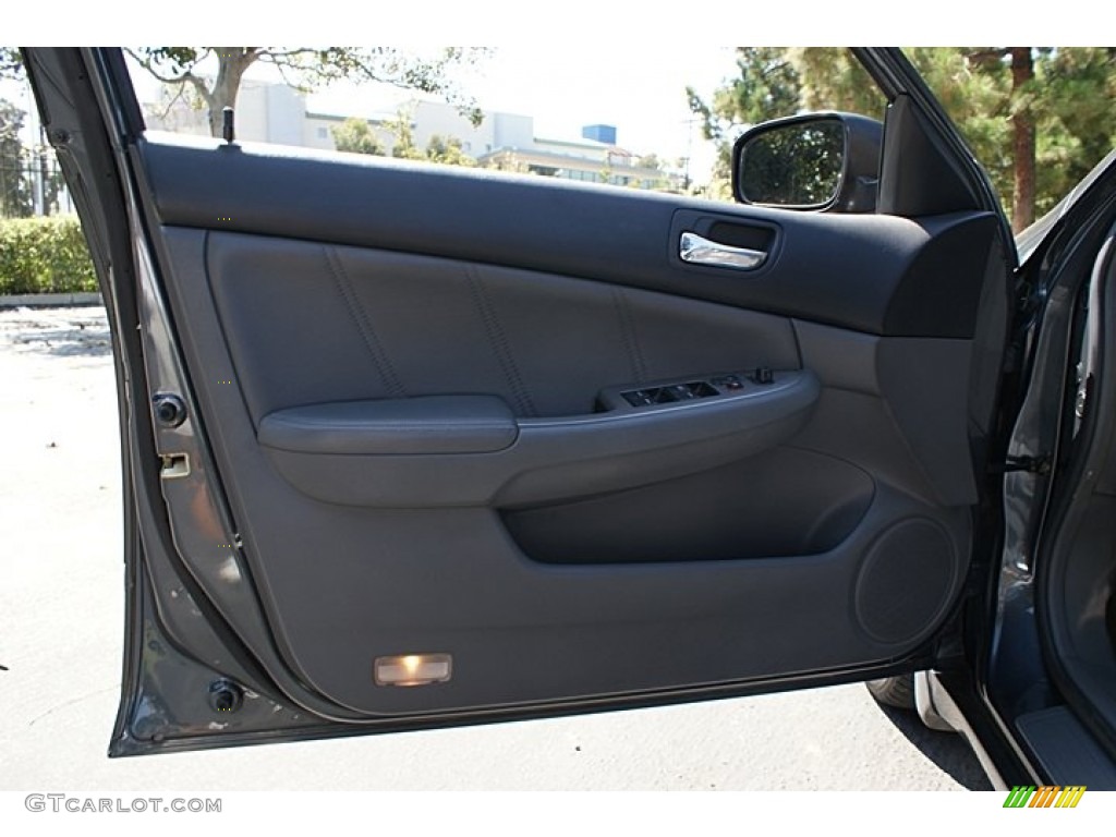 2003 Honda Accord EX Sedan Gray Door Panel Photo #68833365