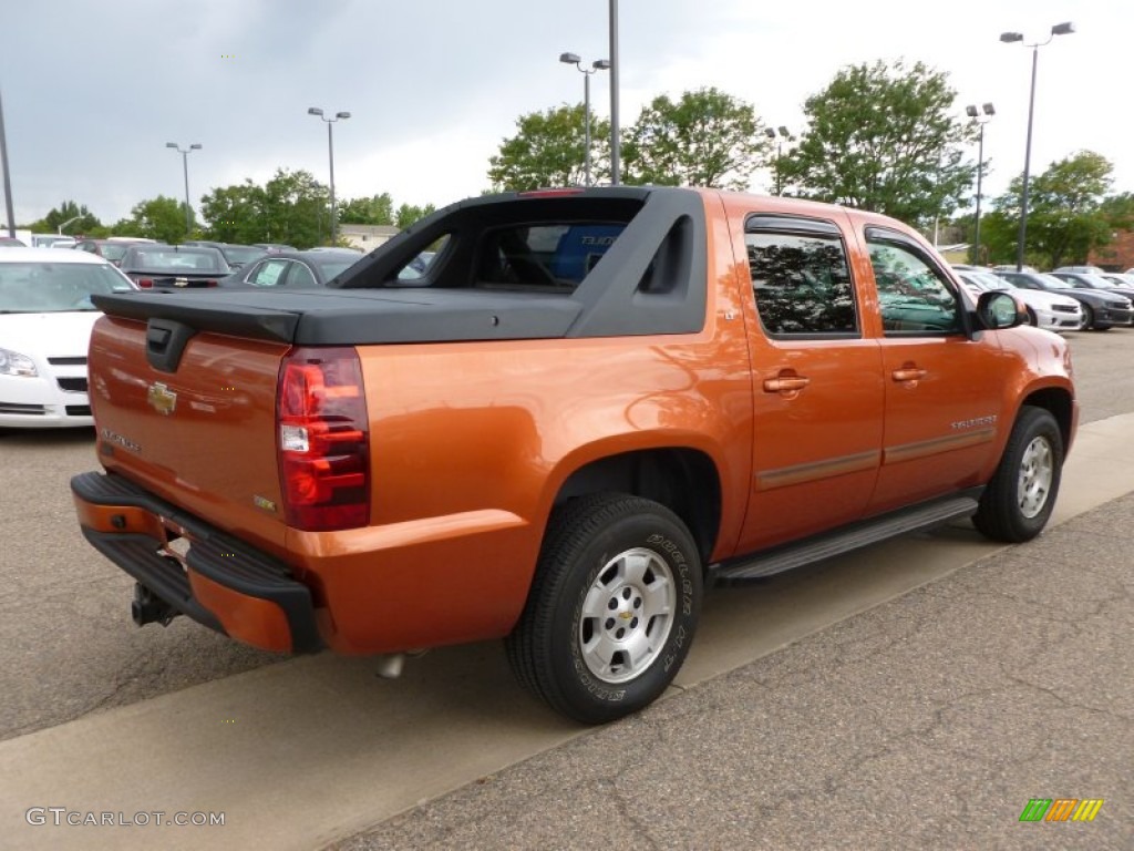 Sunburst Orange Metallic 2007 Chevrolet Avalanche LT 4WD Exterior Photo #68834506