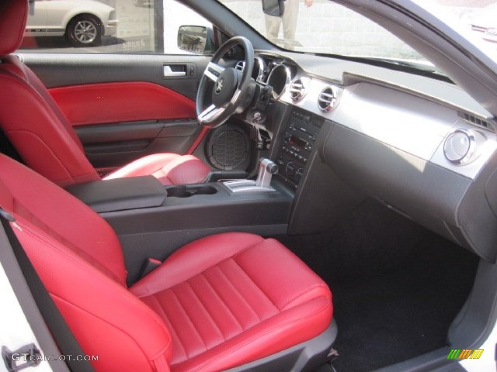 2005 Mustang V6 Premium Convertible - Performance White / Red Leather photo #5