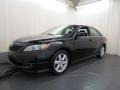 Black - Camry SE Photo No. 3