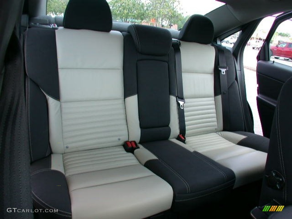 2011 Volvo S40 T5 R-Design Rear Seat Photo #68836743