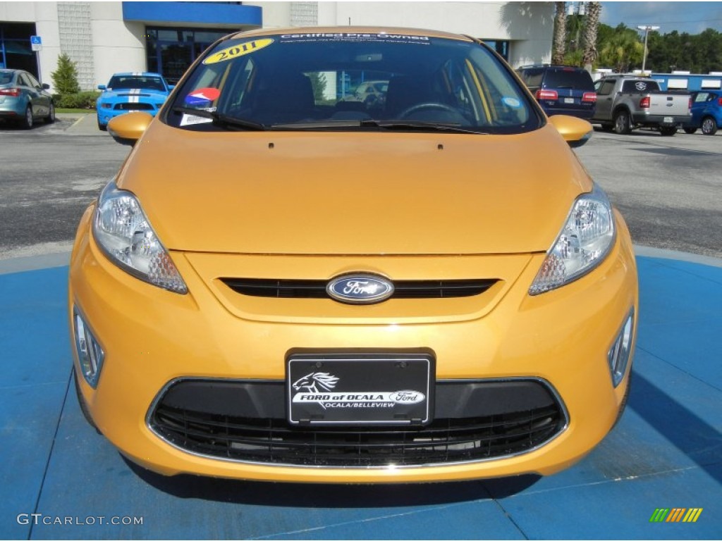 2011 Fiesta SES Hatchback - Yellow Blaze Metallic Tri-Coat / Charcoal Black/Blue Cloth photo #8