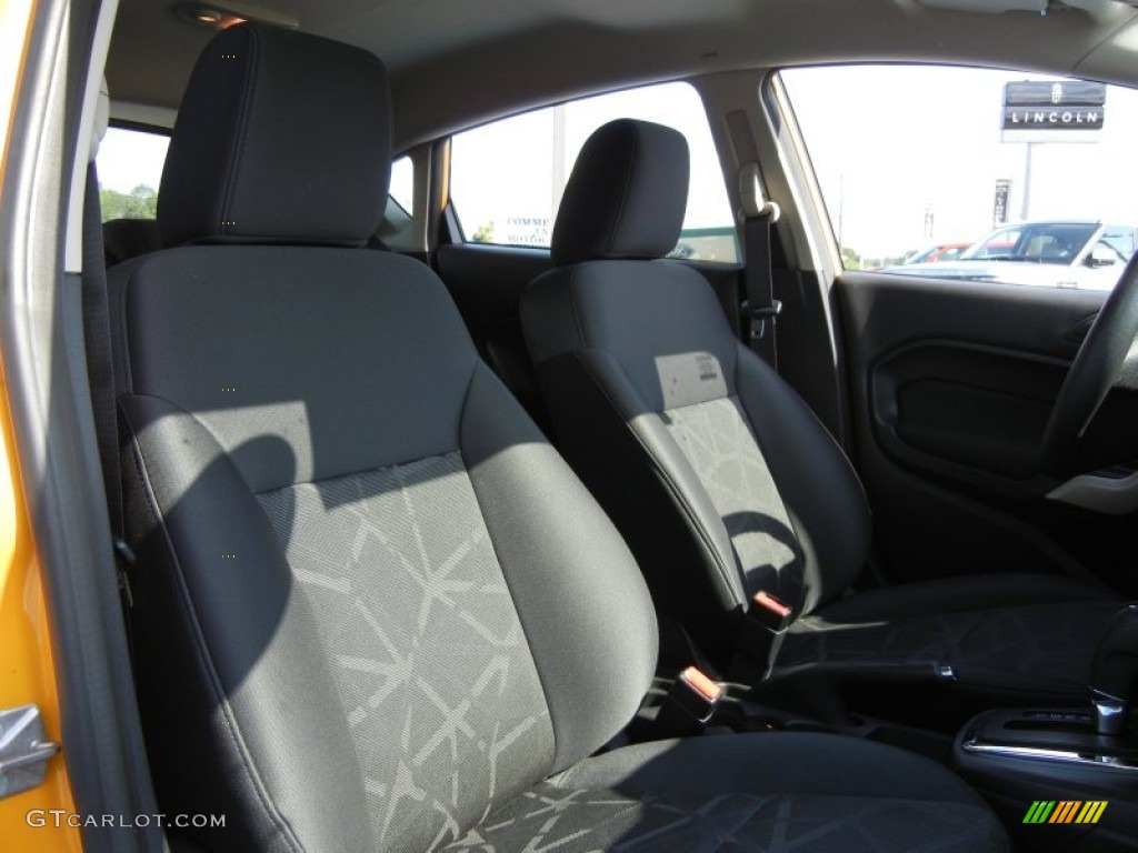 2011 Fiesta SES Hatchback - Yellow Blaze Metallic Tri-Coat / Charcoal Black/Blue Cloth photo #18