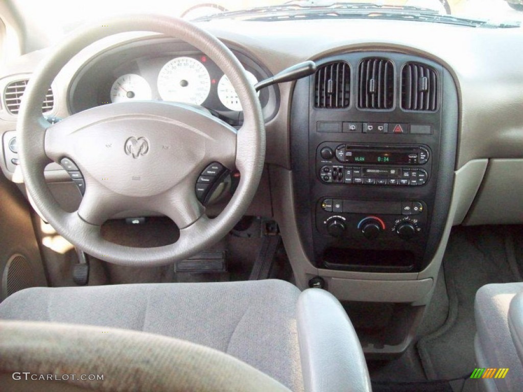 2003 Dodge Caravan SE Taupe Dashboard Photo #68838477