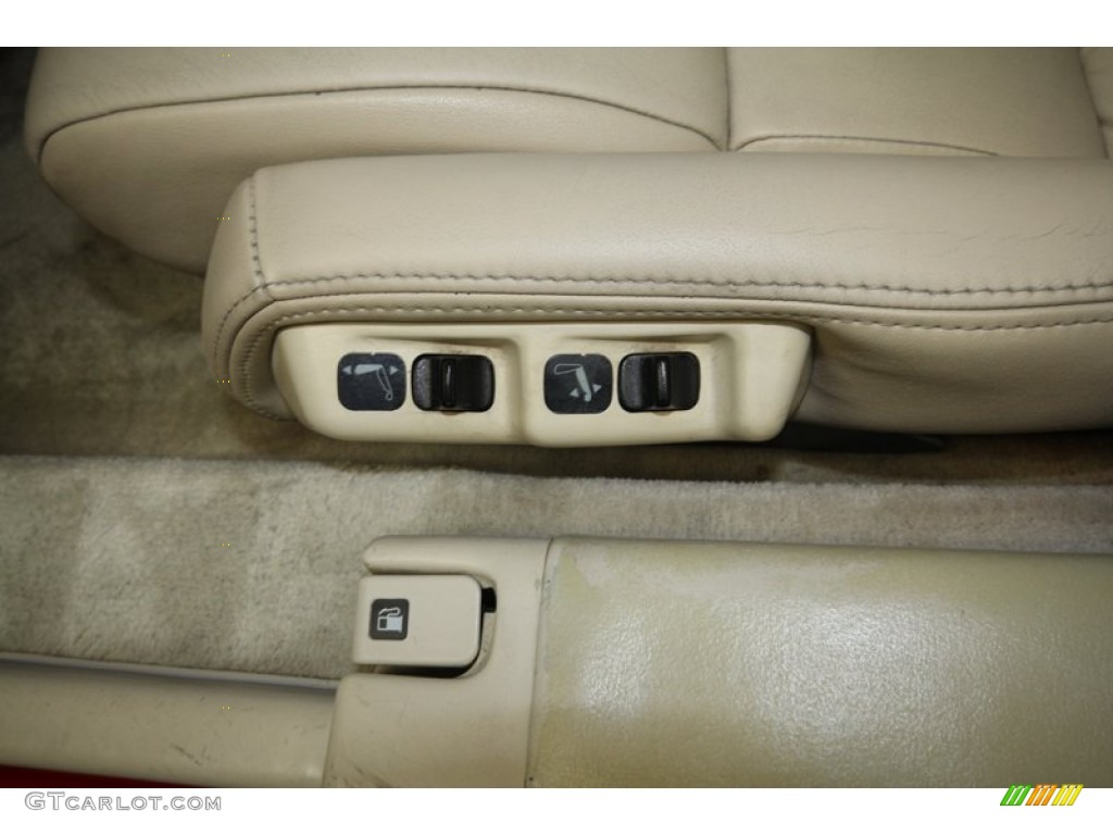 1991 Acura NSX Standard NSX Model Controls Photo #68839323