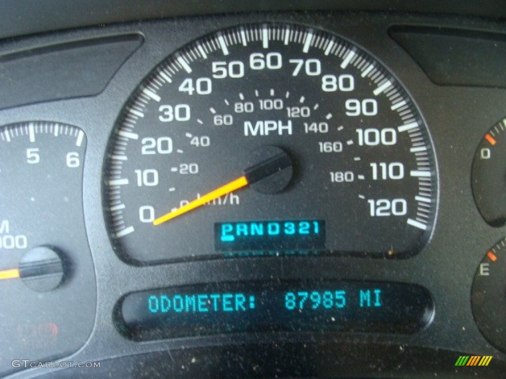 2005 Silverado 1500 Regular Cab - Summit White / Dark Charcoal photo #13