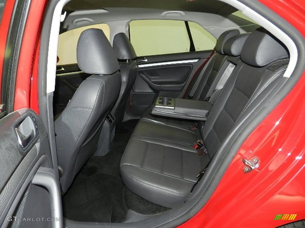 2009 Jetta SE Sedan - Salsa Red / Anthracite photo #9