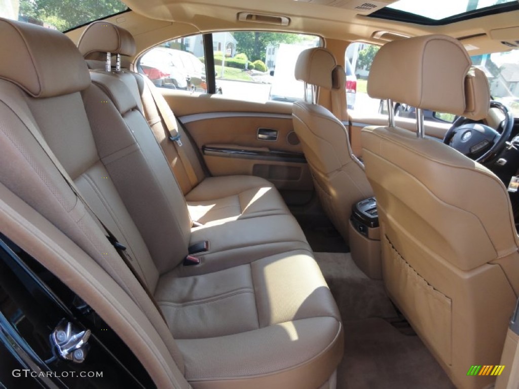 Dark Beige/Beige III Interior 2006 BMW 7 Series 750i Sedan Photo #68840895