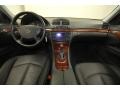 Black - E 320 Sedan Photo No. 4