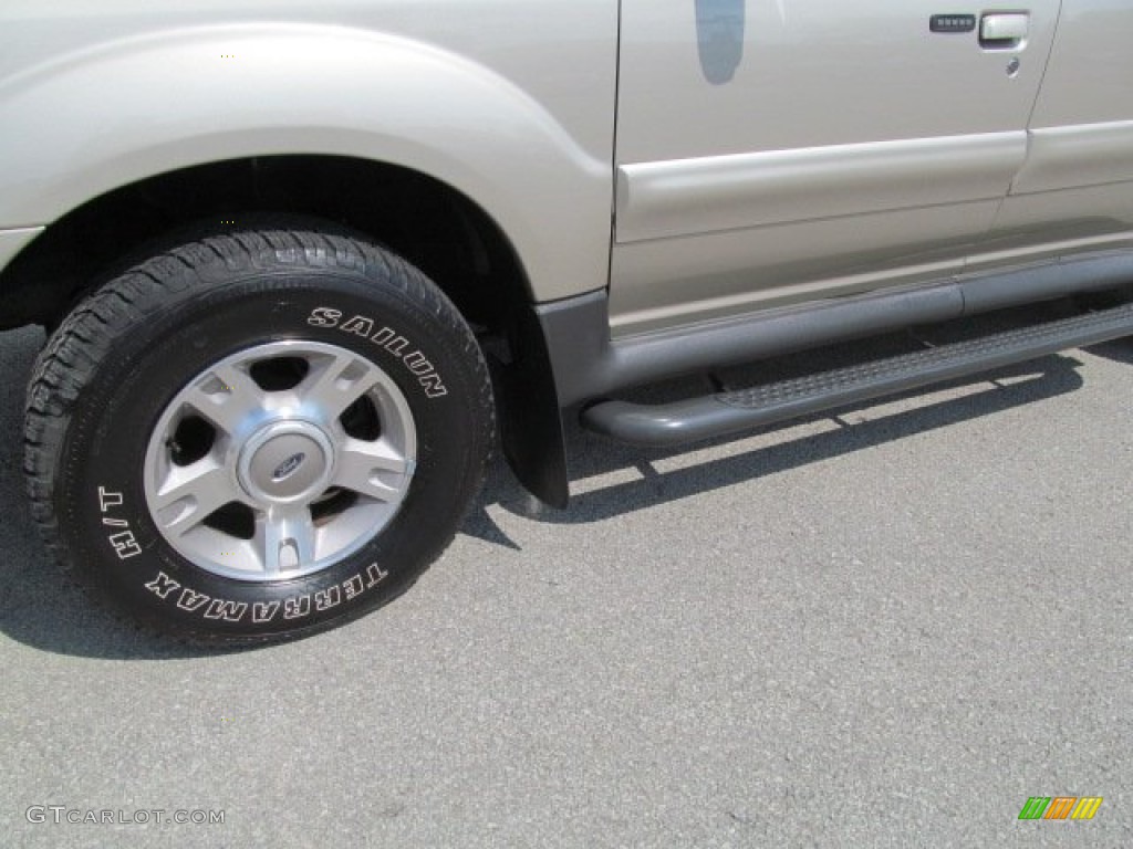 2004 Explorer Sport Trac XLT 4x4 - Pueblo Gold Metallic / Medium Pebble/Dark Pebble photo #3