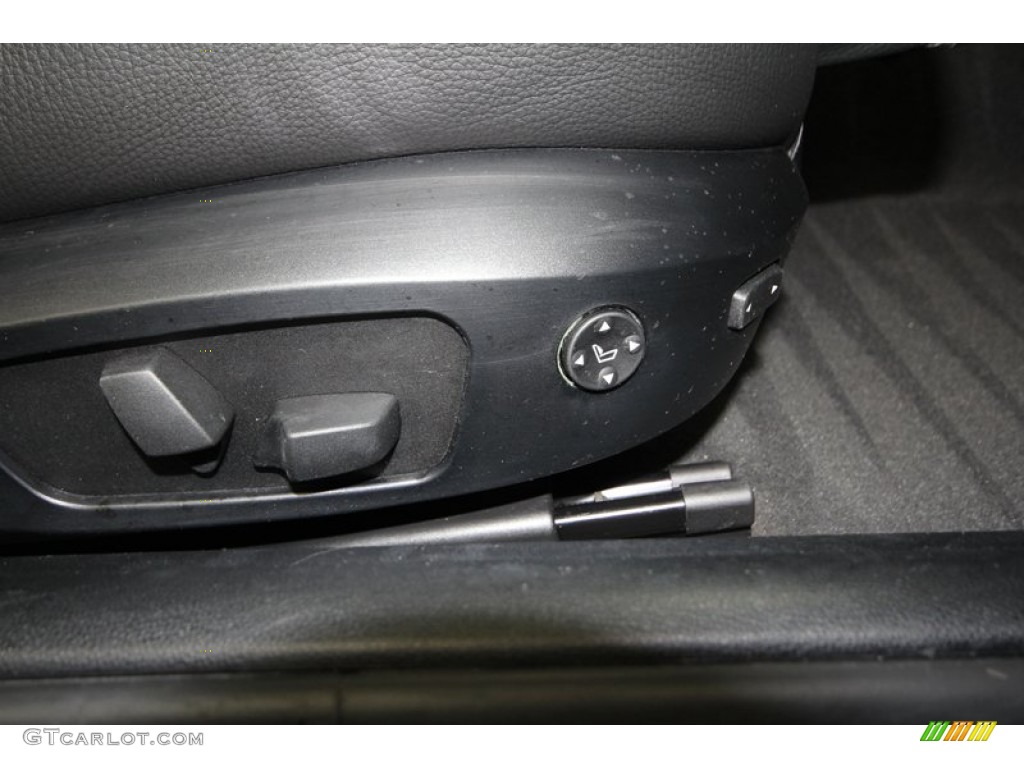 2009 3 Series 328i Coupe - Titanium Silver Metallic / Black photo #31