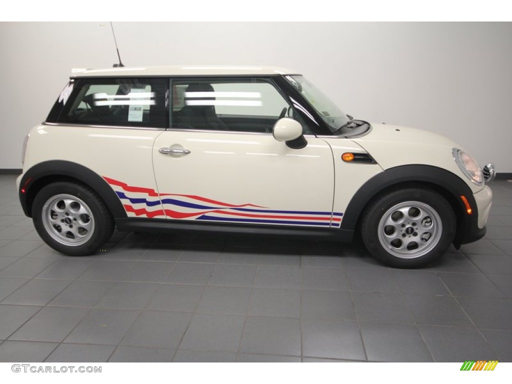 Pepper White 2012 Mini Cooper Hardtop Exterior Photo #68844759