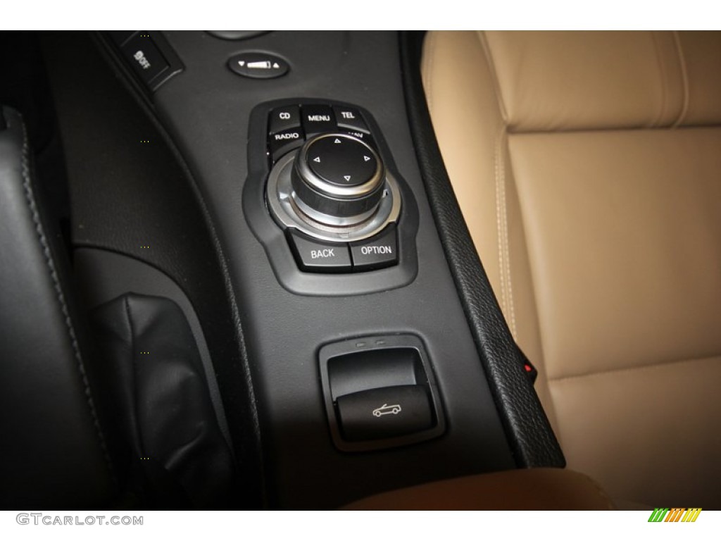 2012 BMW M3 Convertible Controls Photo #68845575