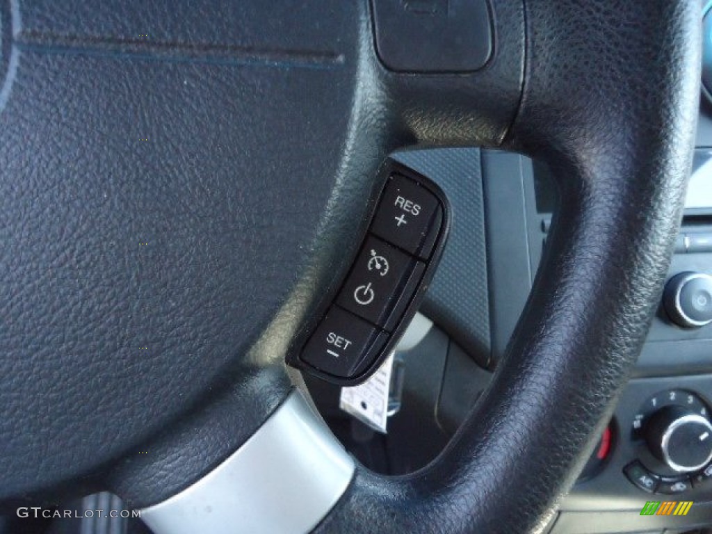 2010 Aveo LT Sedan - Wintergreen / Charcoal photo #7