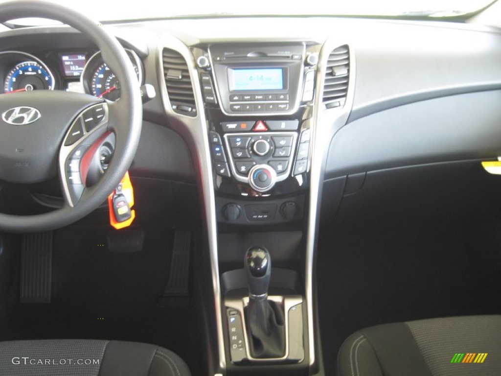 2013 Elantra GT - Shimmering Air Silver / Black photo #24