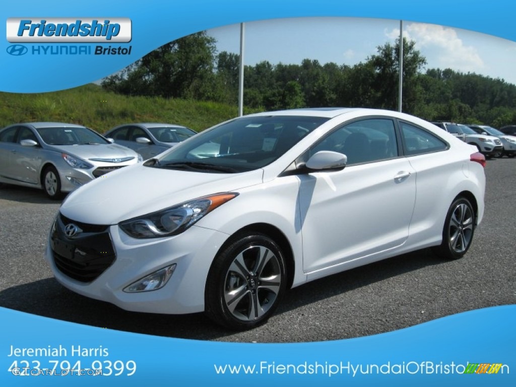 2013 Elantra Coupe SE - Monaco White / Gray photo #3