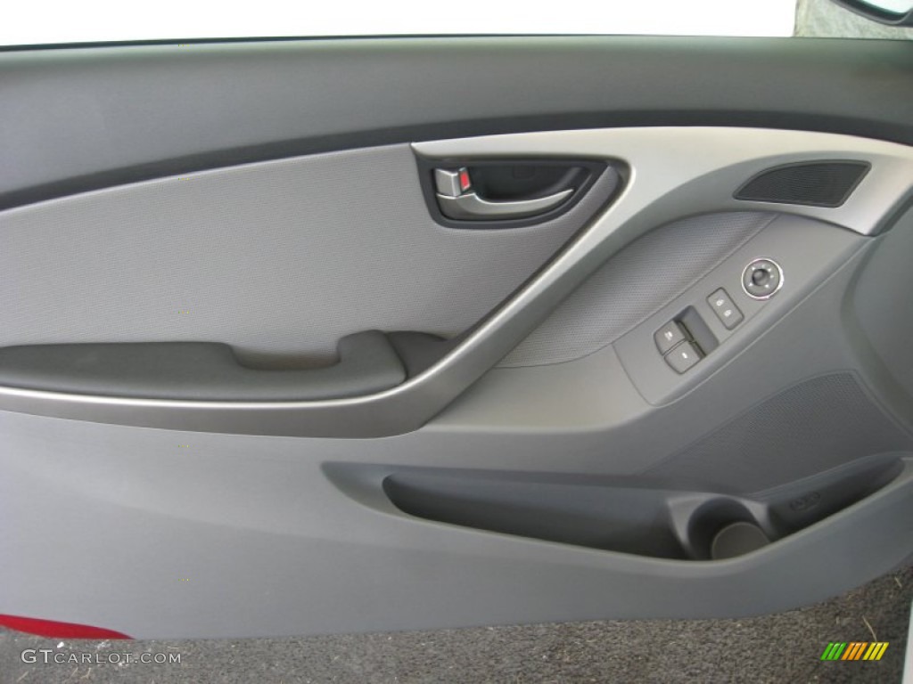 2013 Hyundai Elantra Coupe SE Gray Door Panel Photo #68845976