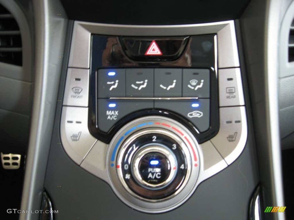 2013 Hyundai Elantra Coupe SE Controls Photo #68846055