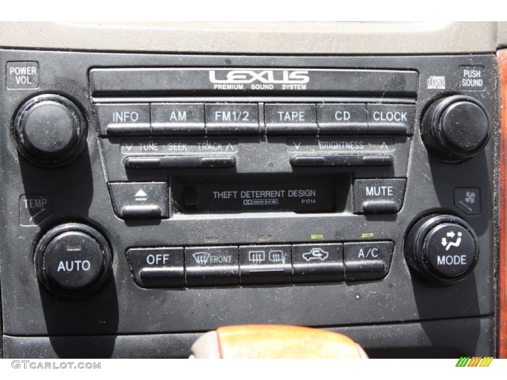 2003 Lexus RX 300 Audio System Photos