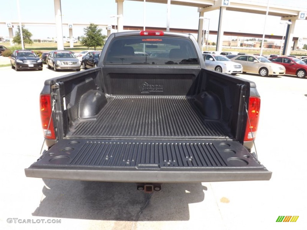 2004 Dodge Ram 2500 SLT Quad Cab Trunk Photos