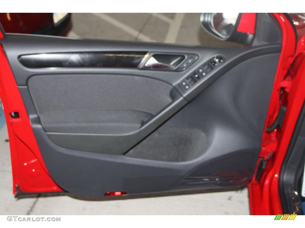 2013 Volkswagen GTI 4 Door Interlagos Plaid Cloth Door Panel Photo #68848095