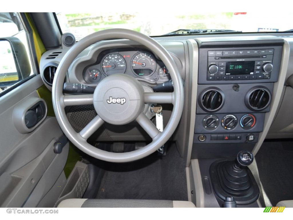 2007 Jeep Wrangler Unlimited X Dark Khaki/Medium Khaki Dashboard Photo #68850843