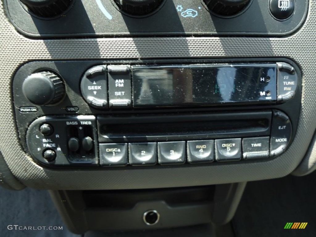 2004 Dodge Stratus SXT Sedan Controls Photo #68852679