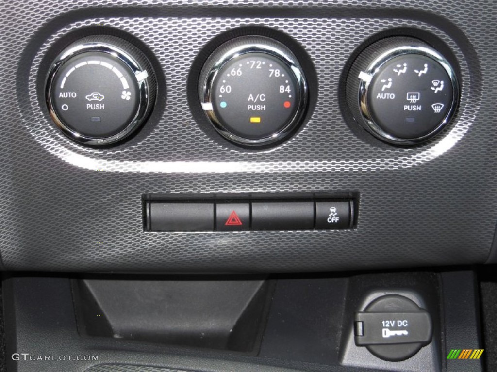 2011 Dodge Challenger R/T Controls Photo #68855448