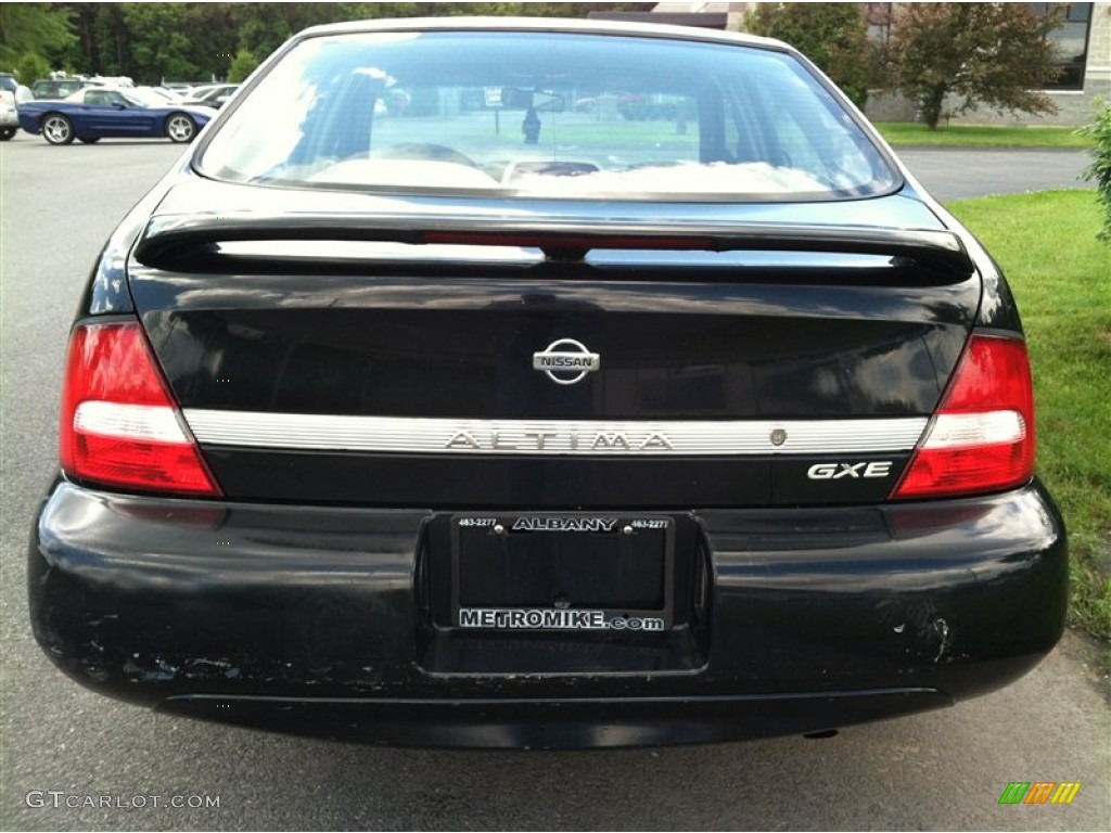 2000 Altima GXE - Super Black / Dusk Gray photo #8