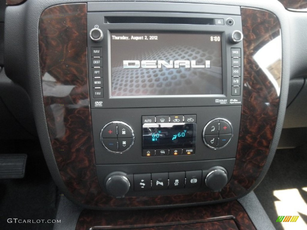 2013 GMC Sierra 2500HD Denali Crew Cab 4x4 Controls Photo #68856396