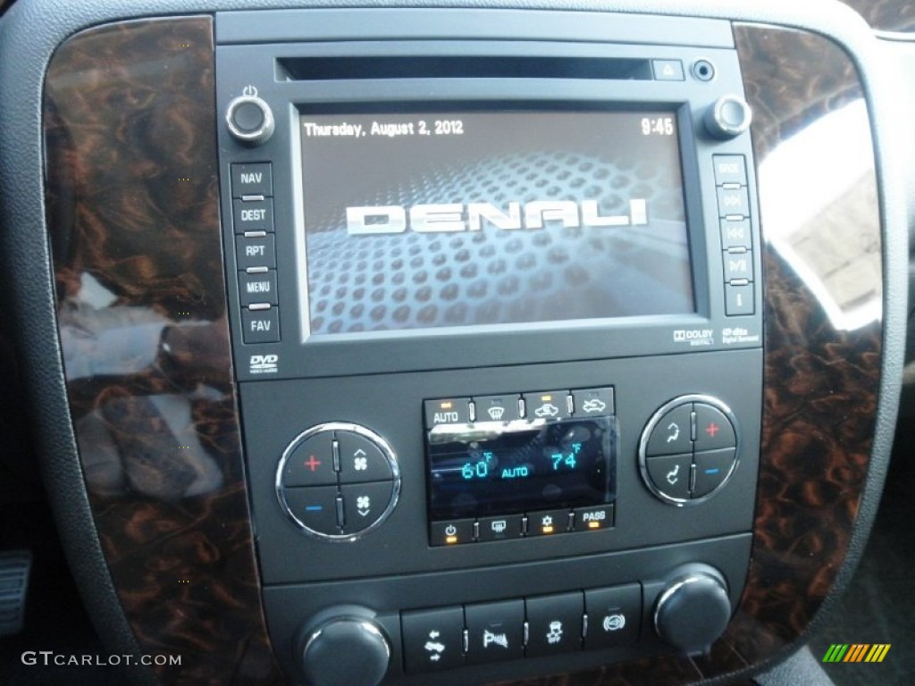2013 GMC Sierra 2500HD Denali Crew Cab 4x4 Controls Photo #68856969