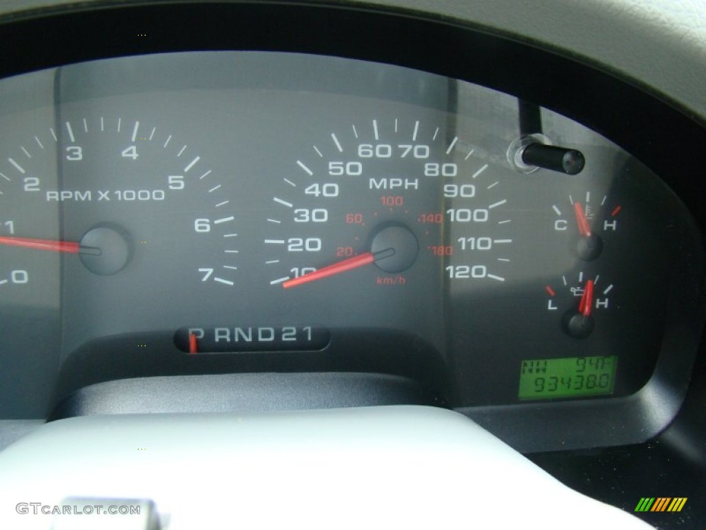 2005 F150 XLT SuperCab - Silver Metallic / Medium Flint Grey photo #18