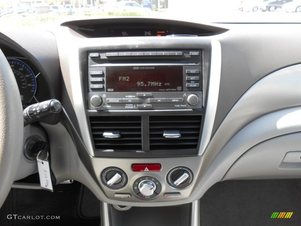 2010 Subaru Forester 2.5 XT Premium Controls Photo #68862309