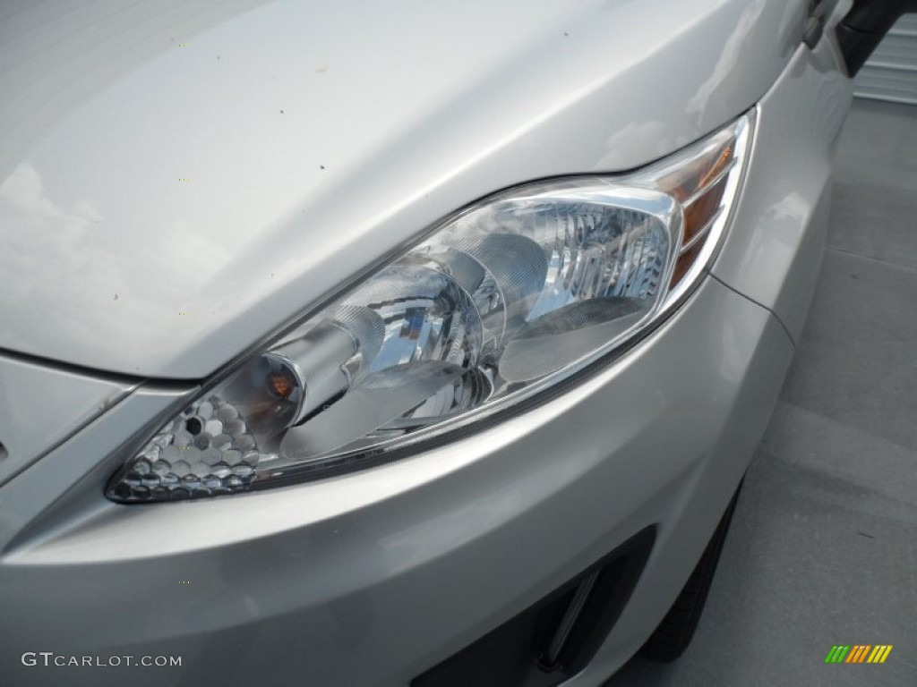 2013 Fiesta SE Hatchback - Ingot Silver / Charcoal Black/Light Stone photo #8