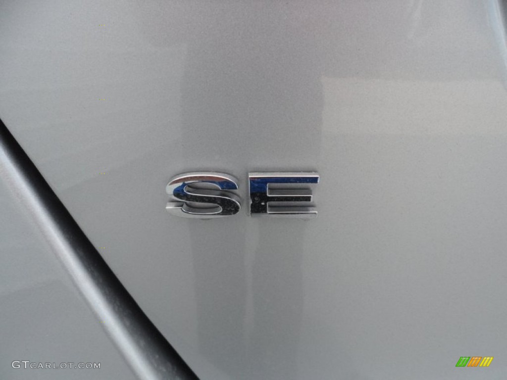 2013 Fiesta SE Hatchback - Ingot Silver / Charcoal Black/Light Stone photo #13
