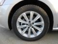 2013 Volkswagen Passat 2.5L SEL Wheel and Tire Photo