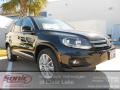 Deep Black Metallic - Tiguan SE Photo No. 1