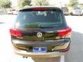 Deep Black Metallic - Tiguan SE Photo No. 6