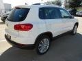 Candy White - Tiguan SE Photo No. 7