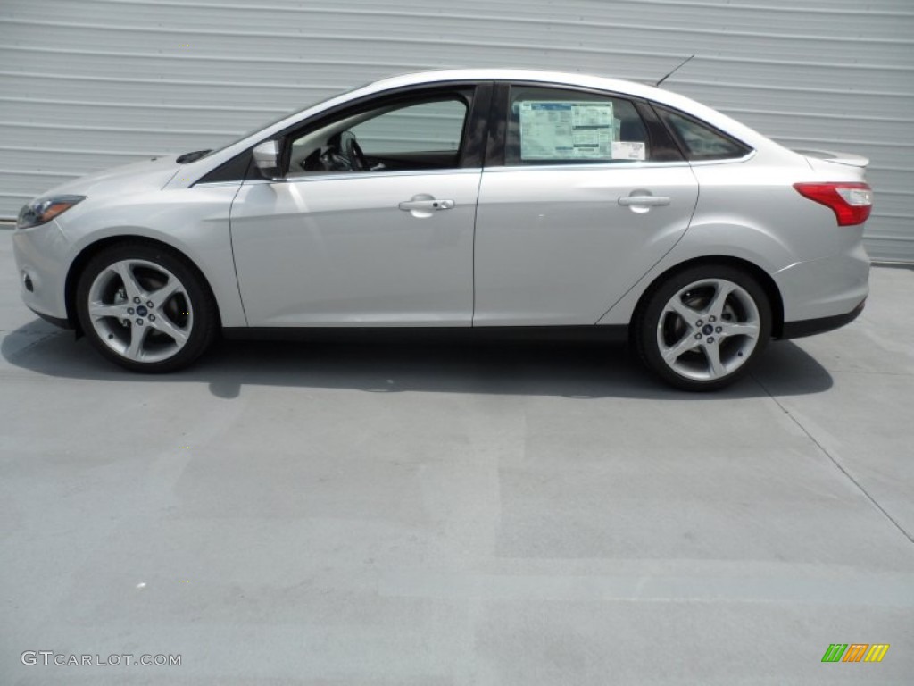 2012 Focus Titanium Sedan - Ingot Silver Metallic / Charcoal Black Leather photo #5