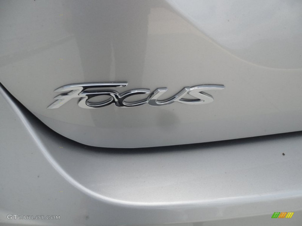 2012 Focus Titanium Sedan - Ingot Silver Metallic / Charcoal Black Leather photo #12