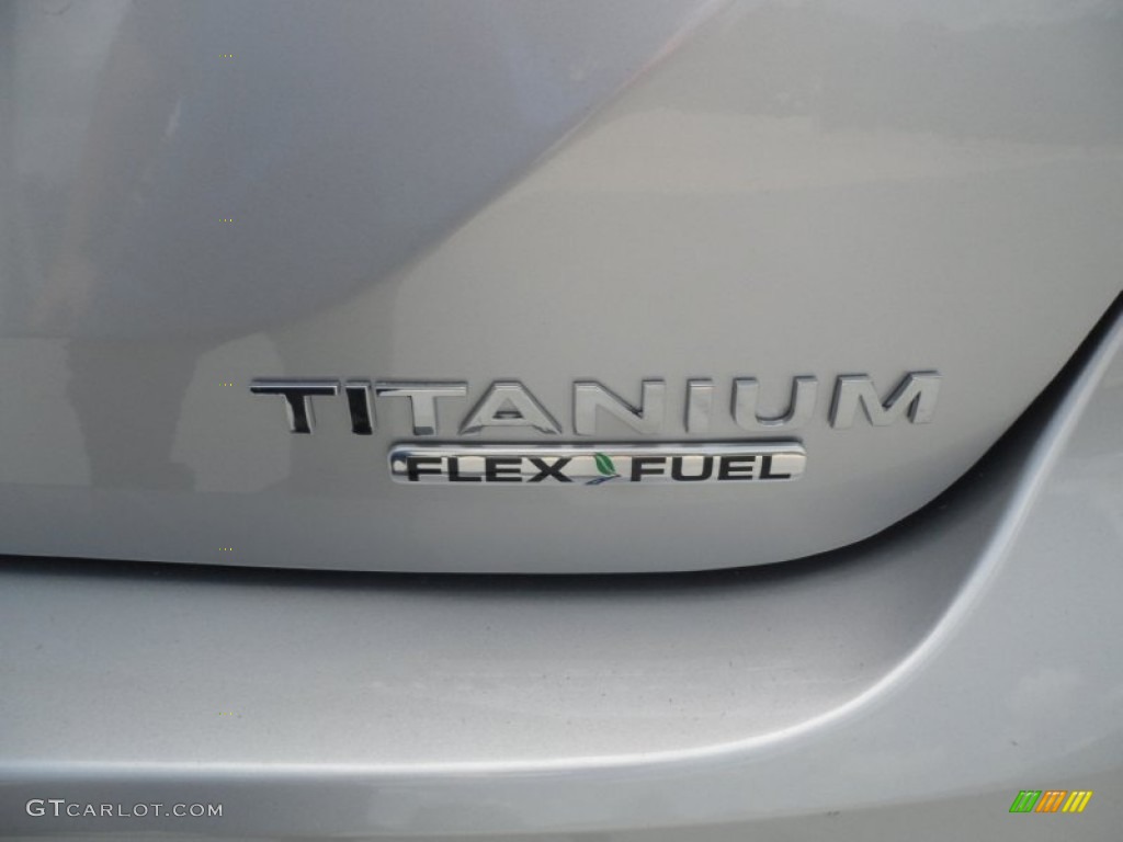 2012 Ford Focus Titanium Sedan Marks and Logos Photos