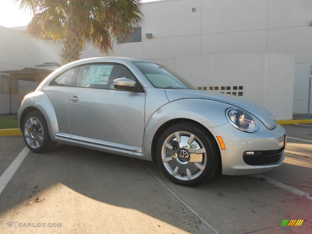 2012 Beetle 2.5L - Reflex Silver Metallic / Titan Black photo #1